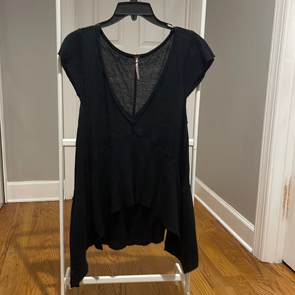 Free People top. Black. S. High in center, low on sides. Great used condition.